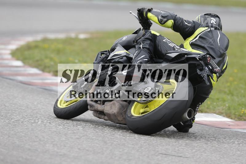 /Archiv-2024/70 16.09.2024 Plüss Moto Sport ADR/Freies Fahren/1-1